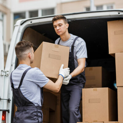 4 mistakes to avoid while hiring professional movers